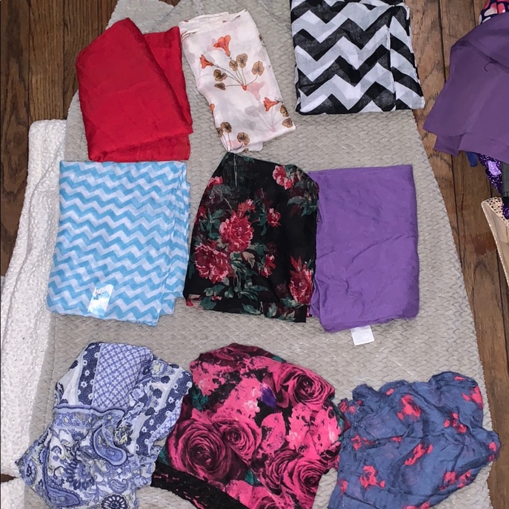 9 Infinity Scarves
